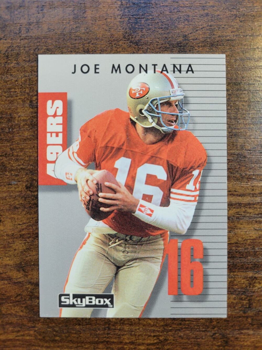 Joe Montana 1992 Skybox Primetime #16 - San Francisco 49ers NFL - Fresh Pull